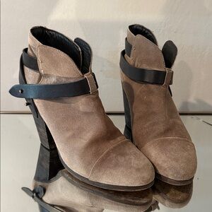 Rag & Bone Harrow Tan Suede Ankle Boots size 39 1/2
